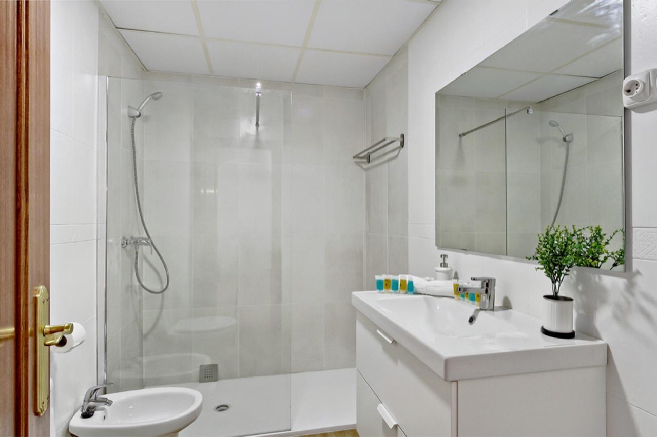 Del Parque Flats - Ollerias 3 Apartamento Málaga Exterior foto
